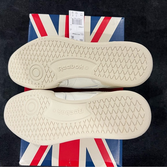 NWB Reebok Club C Mid II Vintage. Multiple sizes available. - Picture 4 of 9